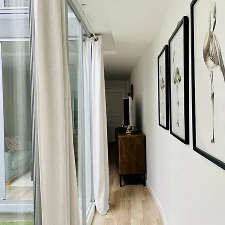 Le Flamant, Centre Ville, Lr132 *