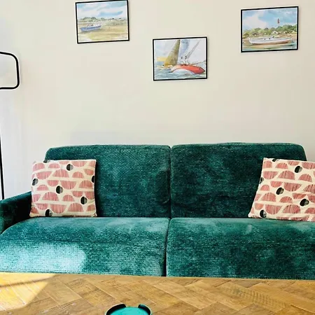 Le Flamant - Beau T2 Avec Cour Privative Apartment