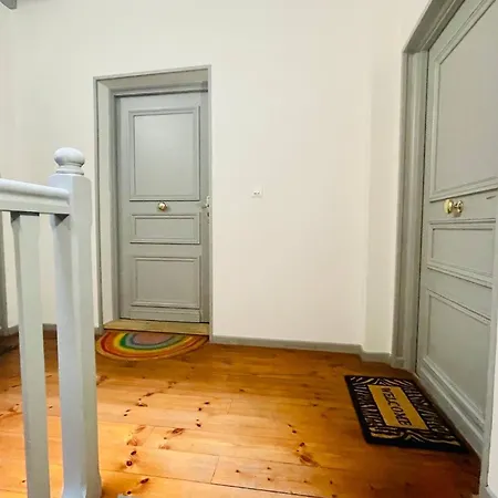 Le Flamant, Centre Ville, Lr132 *