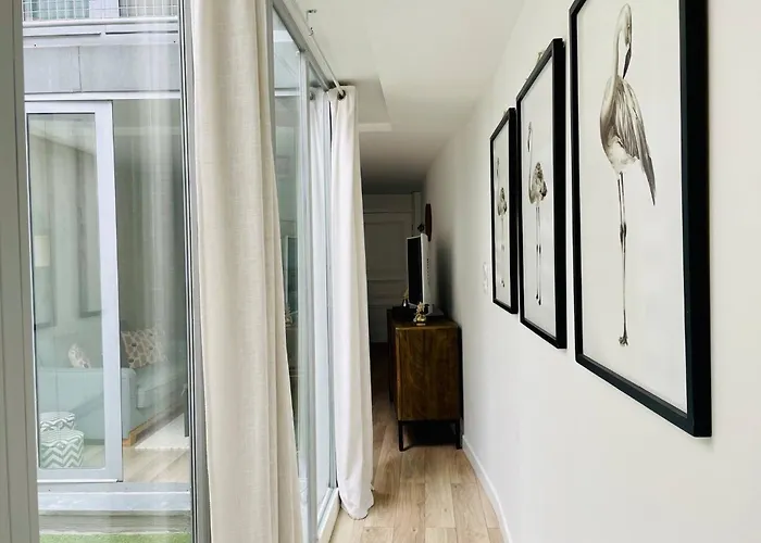 Le Flamant, Centre Ville, Lr132 *