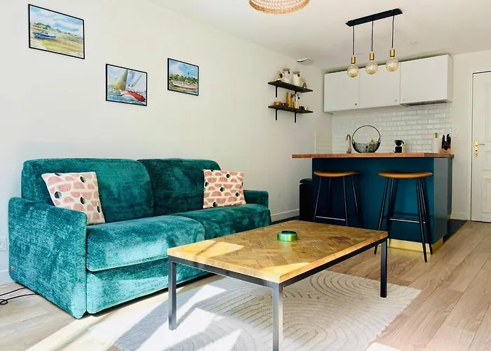 Le Flamant, Centre Ville, Lr132 *